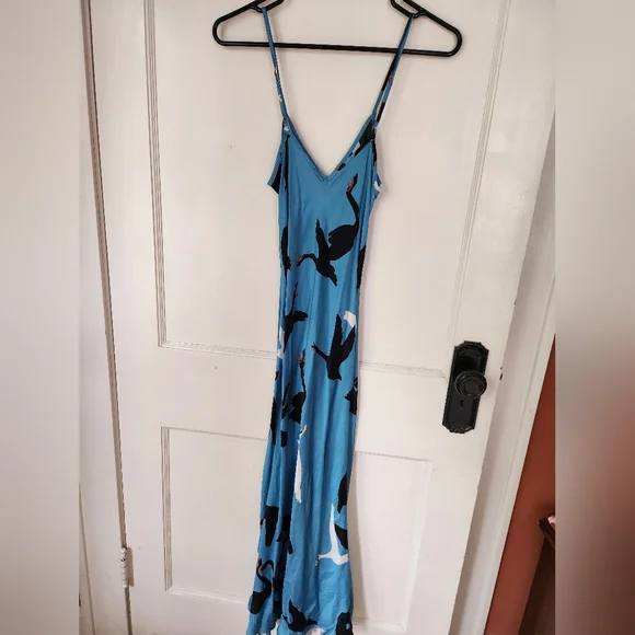 Silk Laundry 90s Slip Dress and Boyfriend Shirt in Swan - Picture 6 of 7